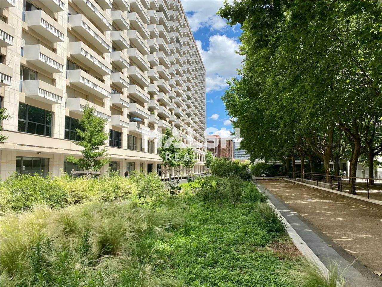 Nous vous proposons à la location des bureaux ent