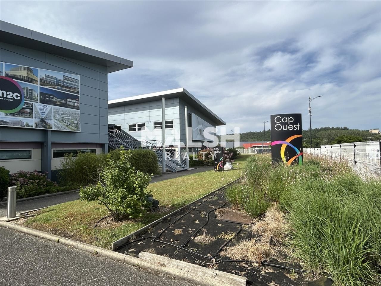 Nous vous proposons dans un Parc tertiaire entour