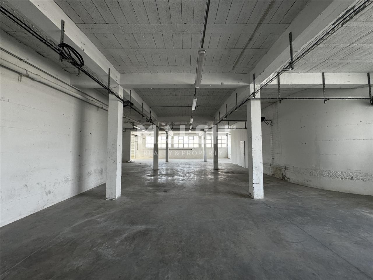 Sur un terrain indépendant et clos de 3016 m², no