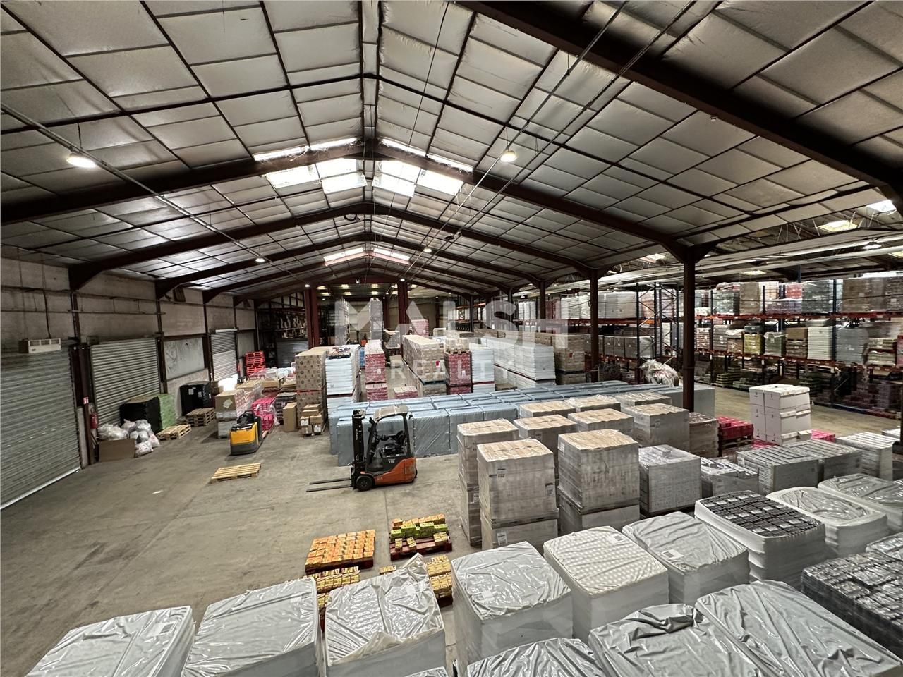 Sur un terrain indépendant de 33 187 m², nous vou