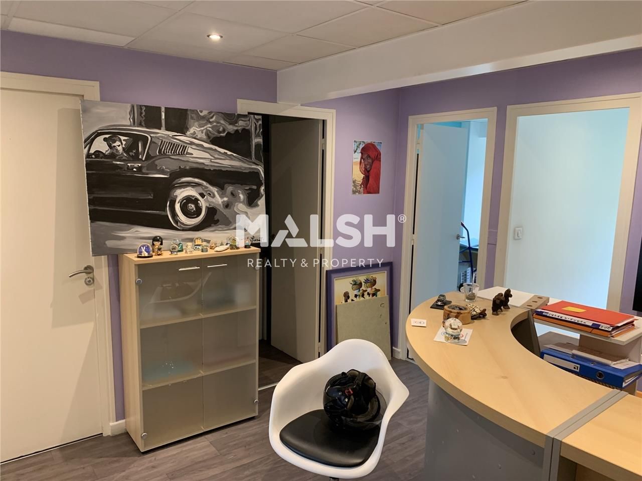 Nous vous proposons, à la location, deux bureaux 