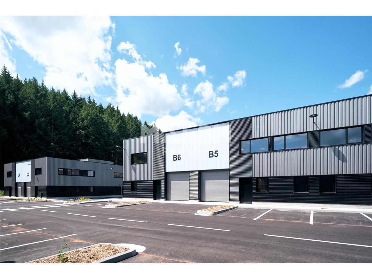 Au sein d'un nouveau parc d'activités composé de 