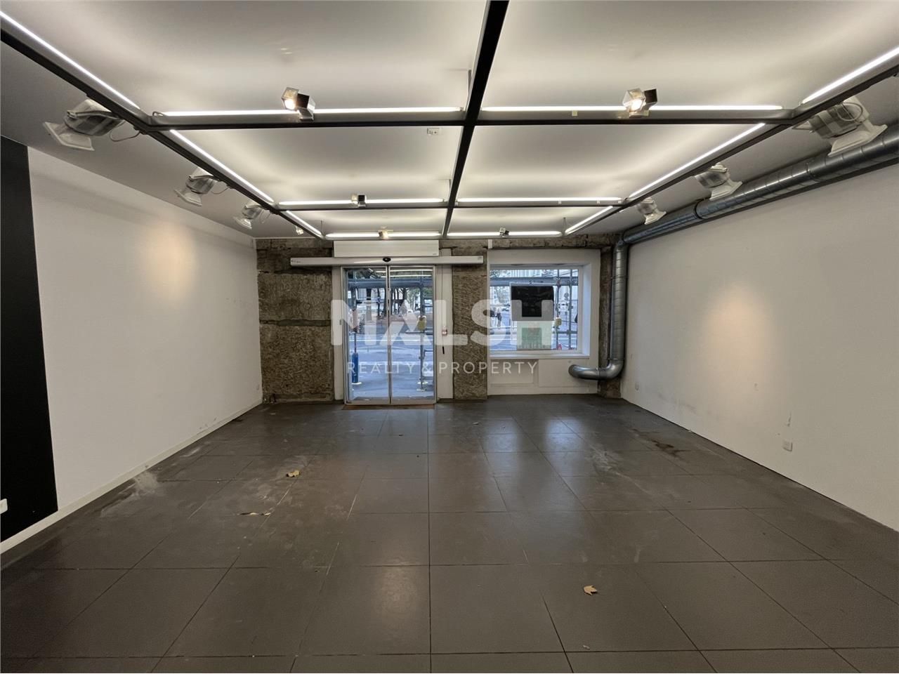 Nous vous proposons, sur un emplacement n°1 du 6è