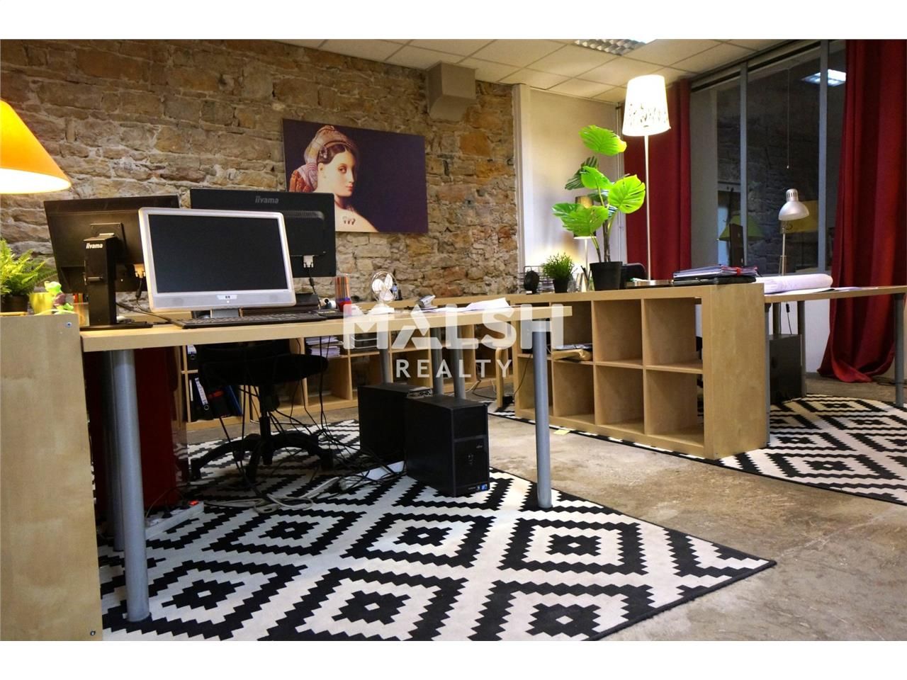 Nous vous proposons à la location des bureaux de 