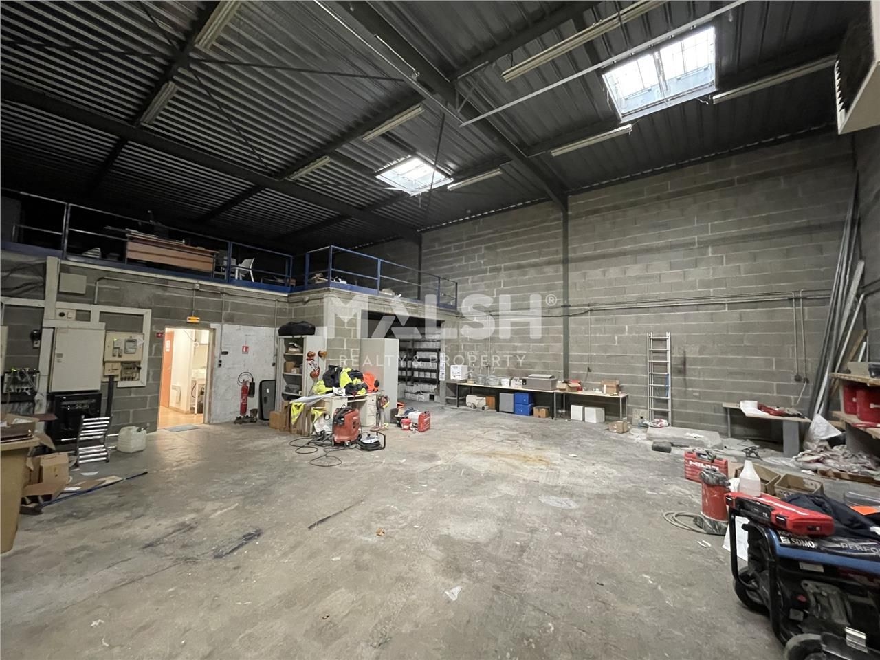 Dans la ZAC des Iles à Marcilly-d'Azergues, nous 