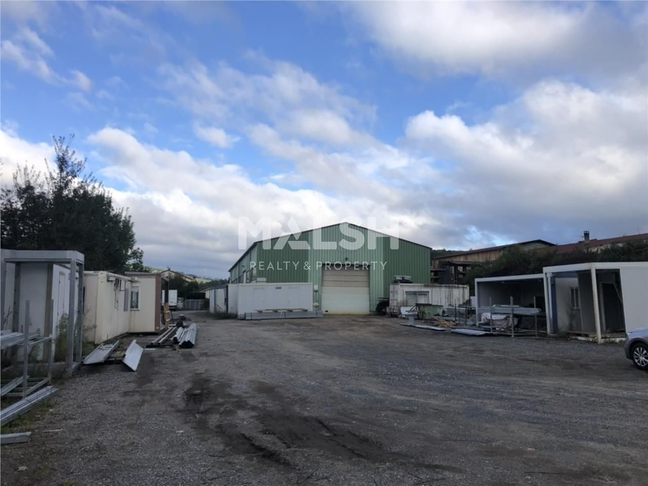 Sur un terrain indépendant de 3 460 m², nous vous