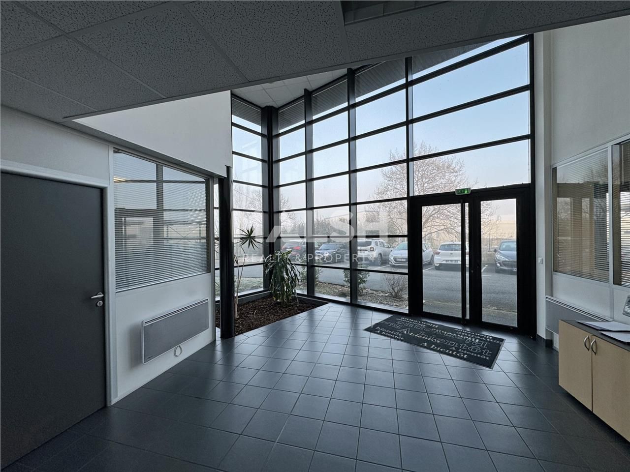 Nous vous proposons, un local d'acitivités