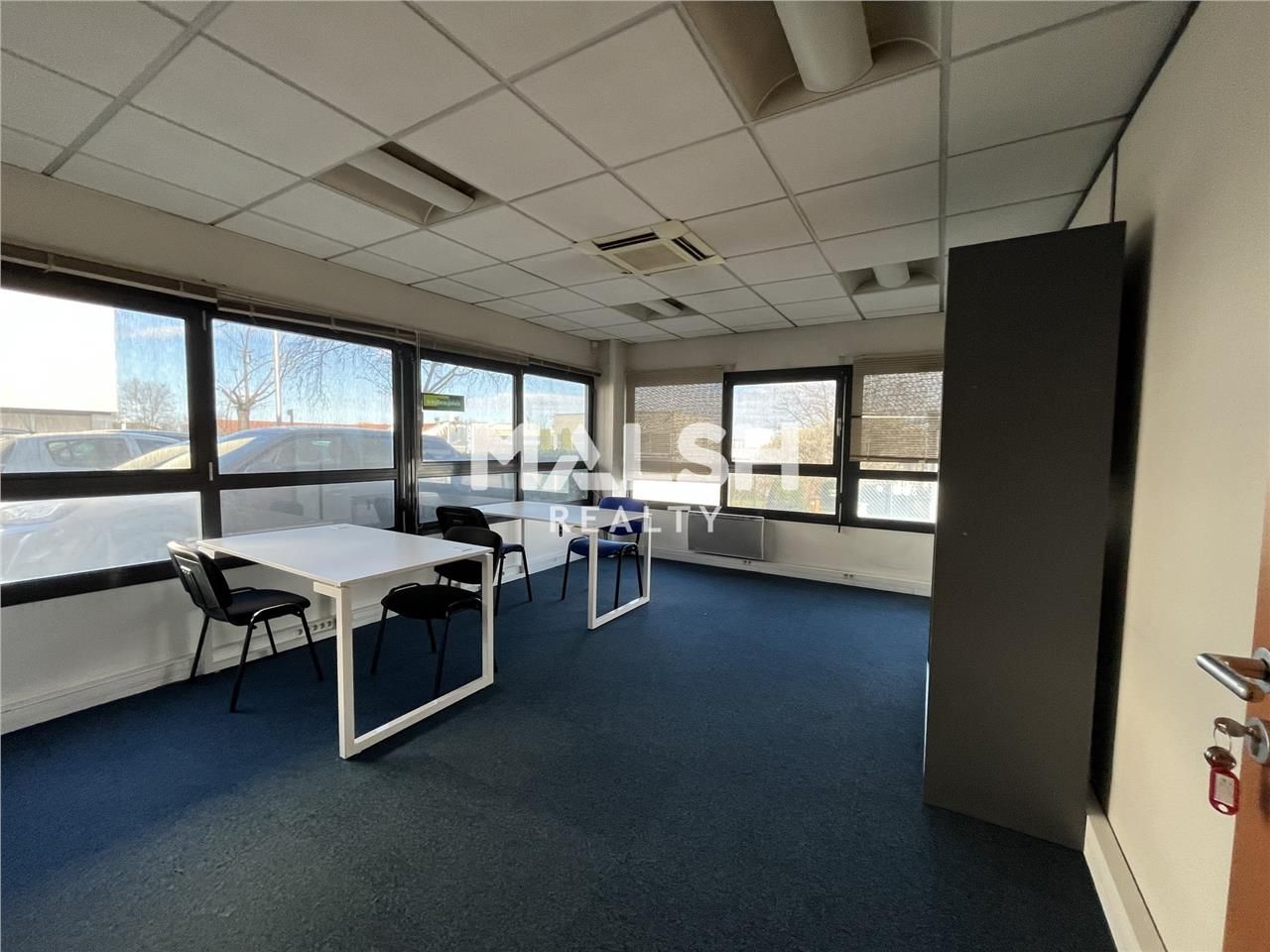 Nous vous proposons des bureaux à louer à Limas, 