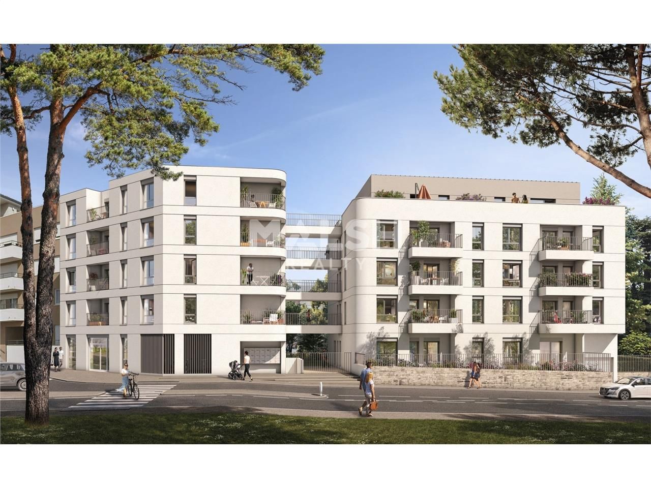 Idéalement situé à proximité immédiate du Carrefo