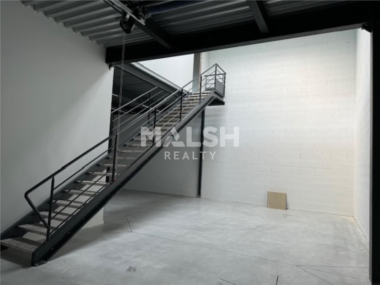 Au sein d'un nouveau parc d'activités clos et séc