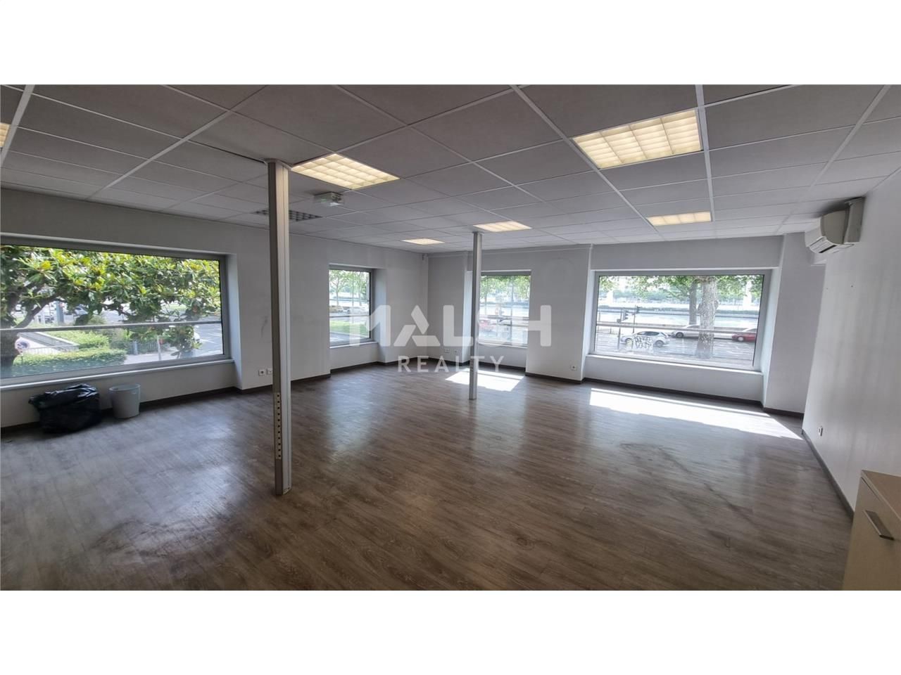 Implantez votre activité au coeur de la Presqu'îl