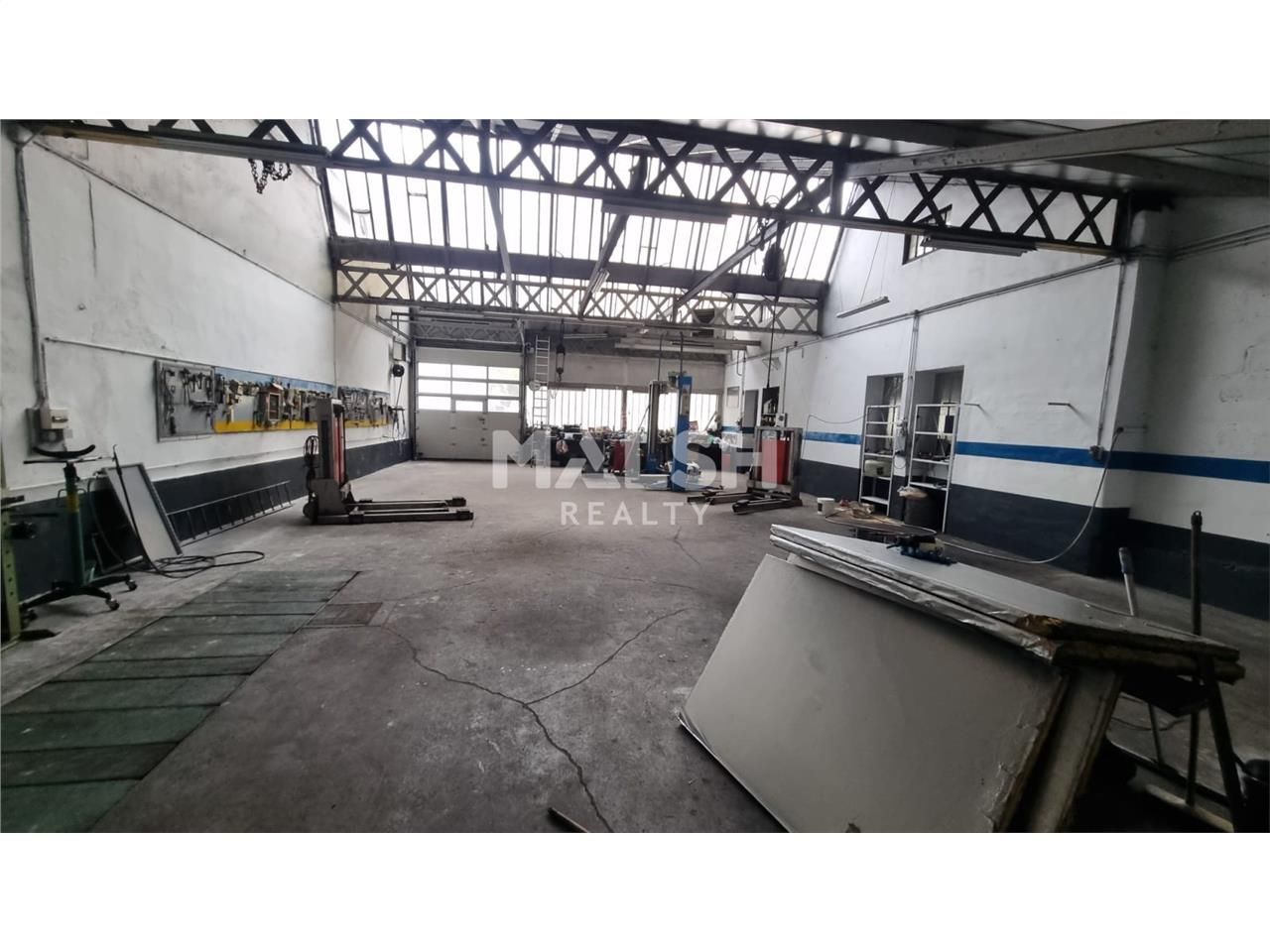 Au coeur du centre ville d'Oullins, nous vous pro