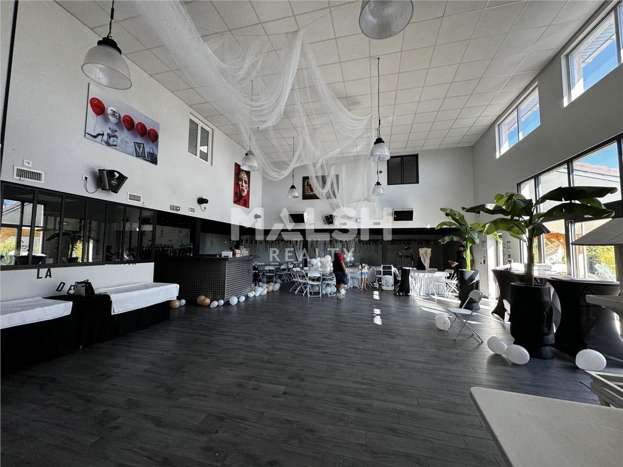 Sur un terrain indépendant et clos de 2 227 m², n