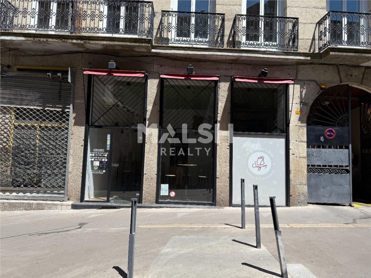 Nous vous proposons à la location un local commer