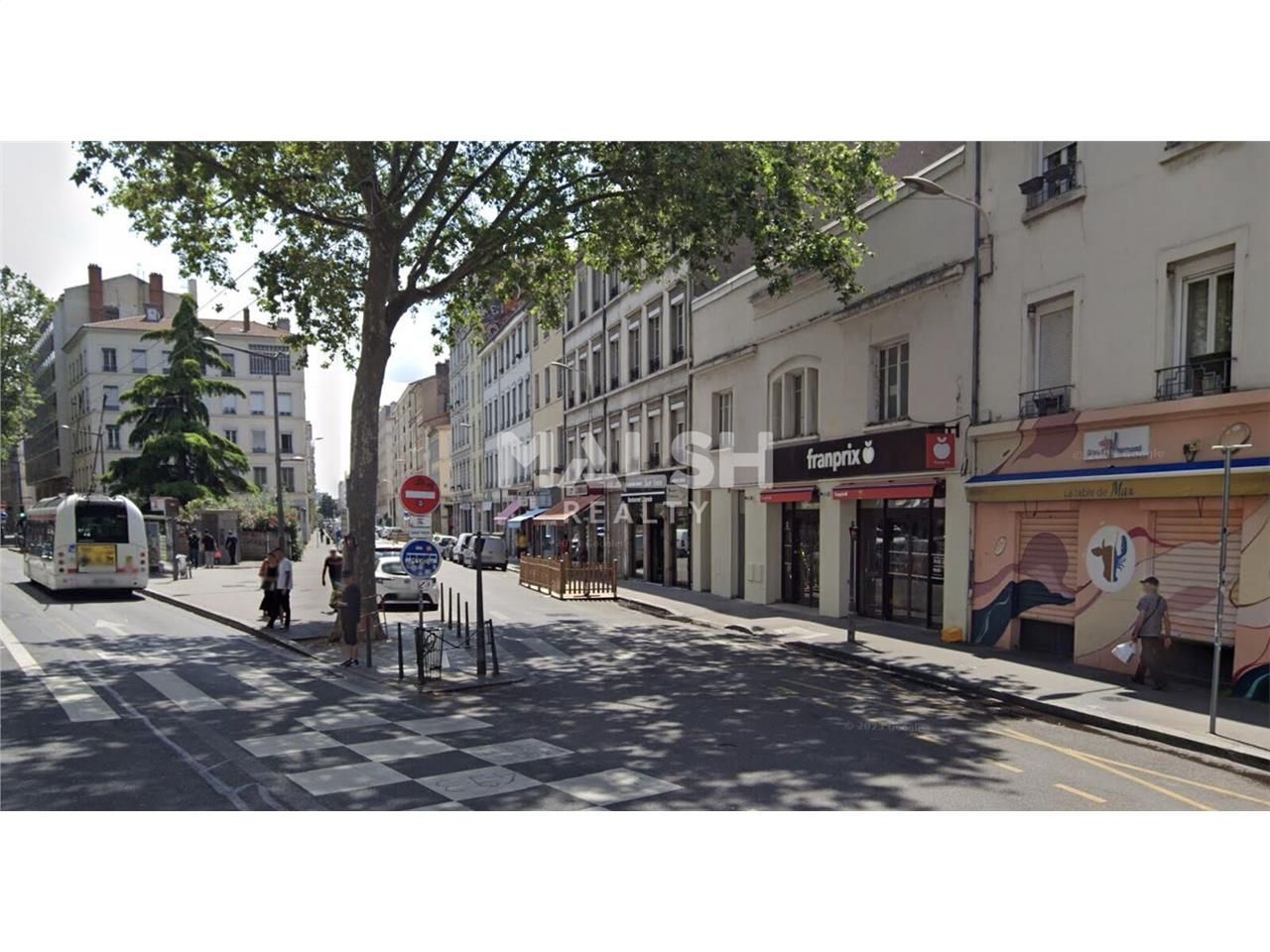 Nous vous proposons à céder un local commercial d