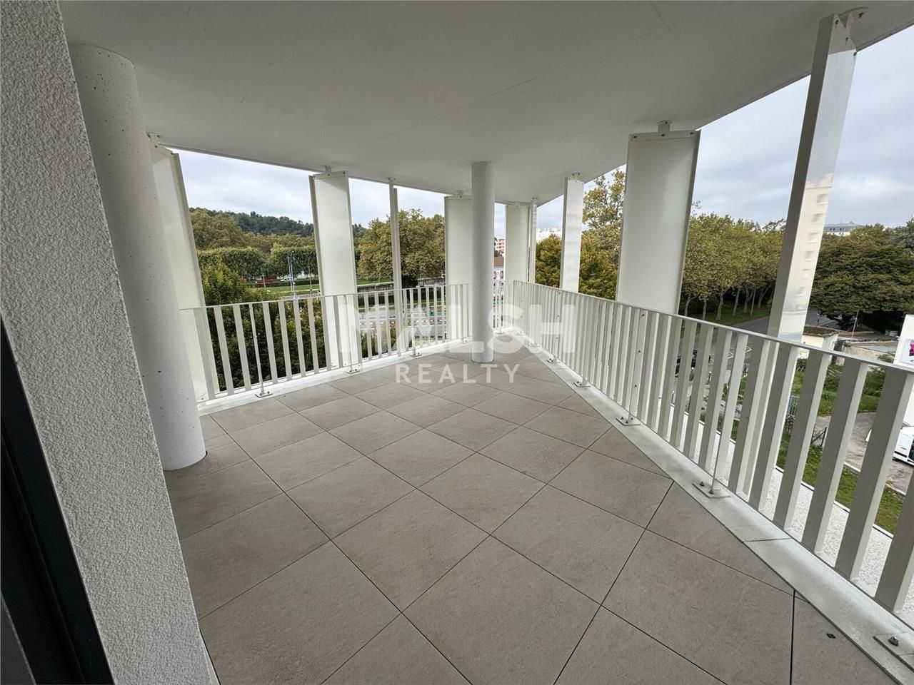 Nous vous proposons à la vente ou à la location s