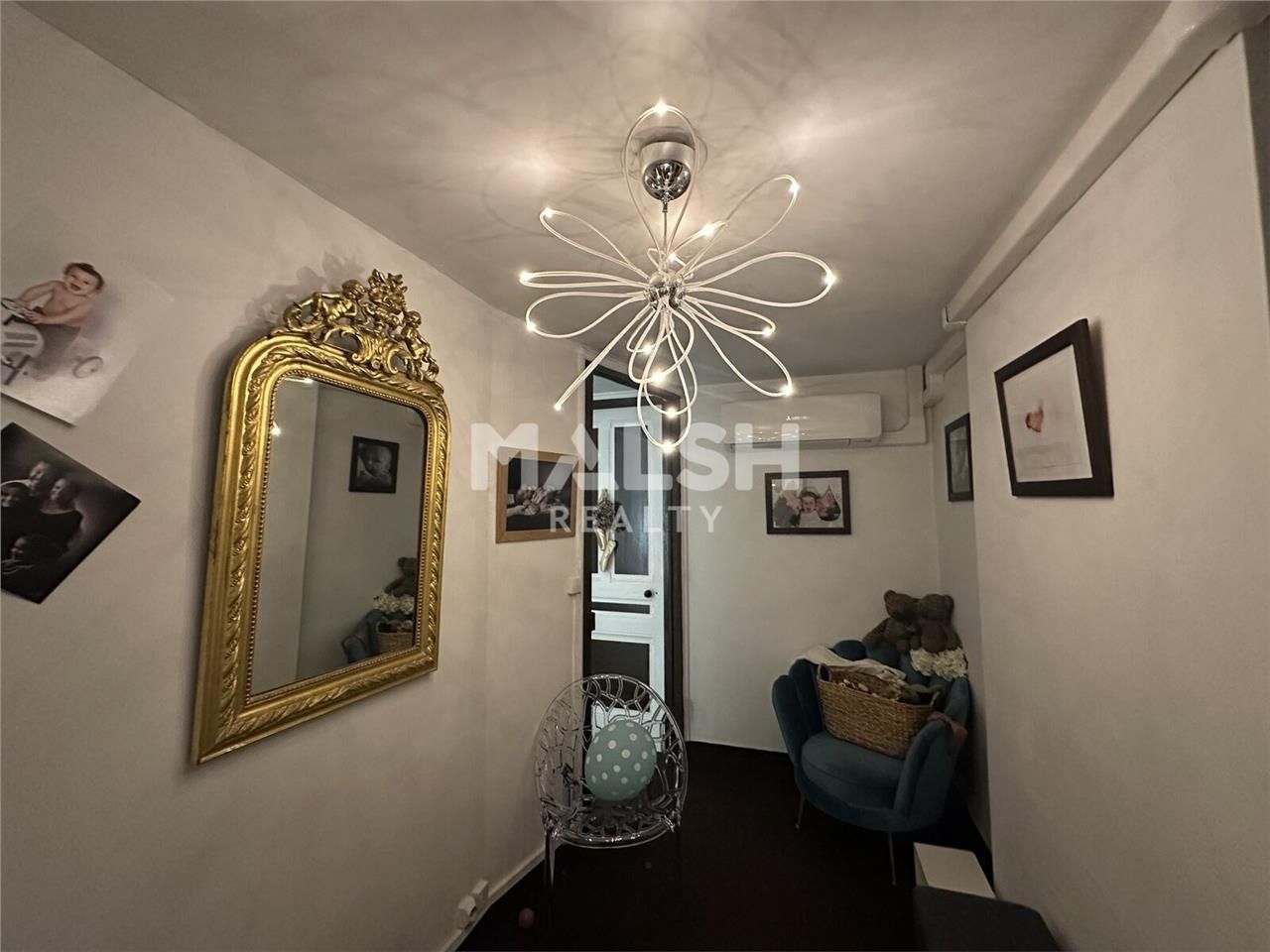 Nous vous proposons à la location un local commer