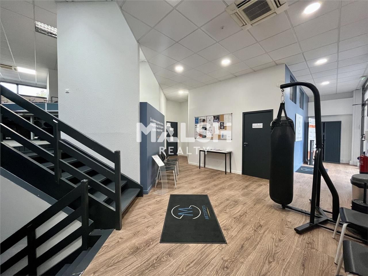 Nous vous proposons des bureaux  à la location à 