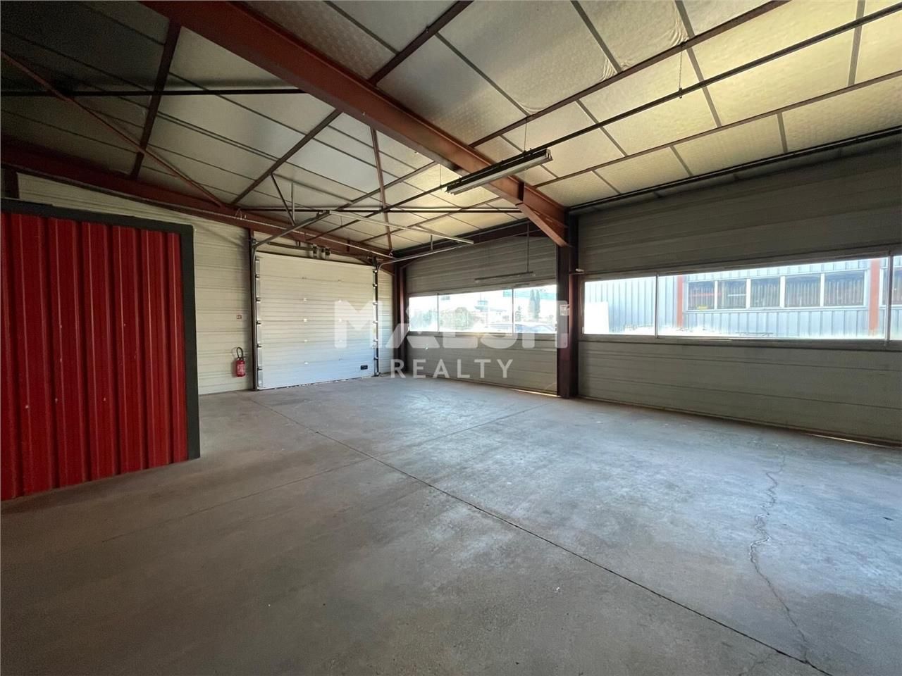 Sur un terrain indépendant de 1500 m², nous vous