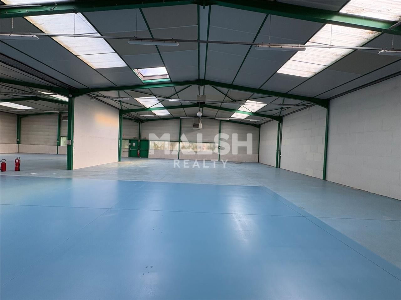 Au sein d'un parc d'activités clos et sécurisé pa