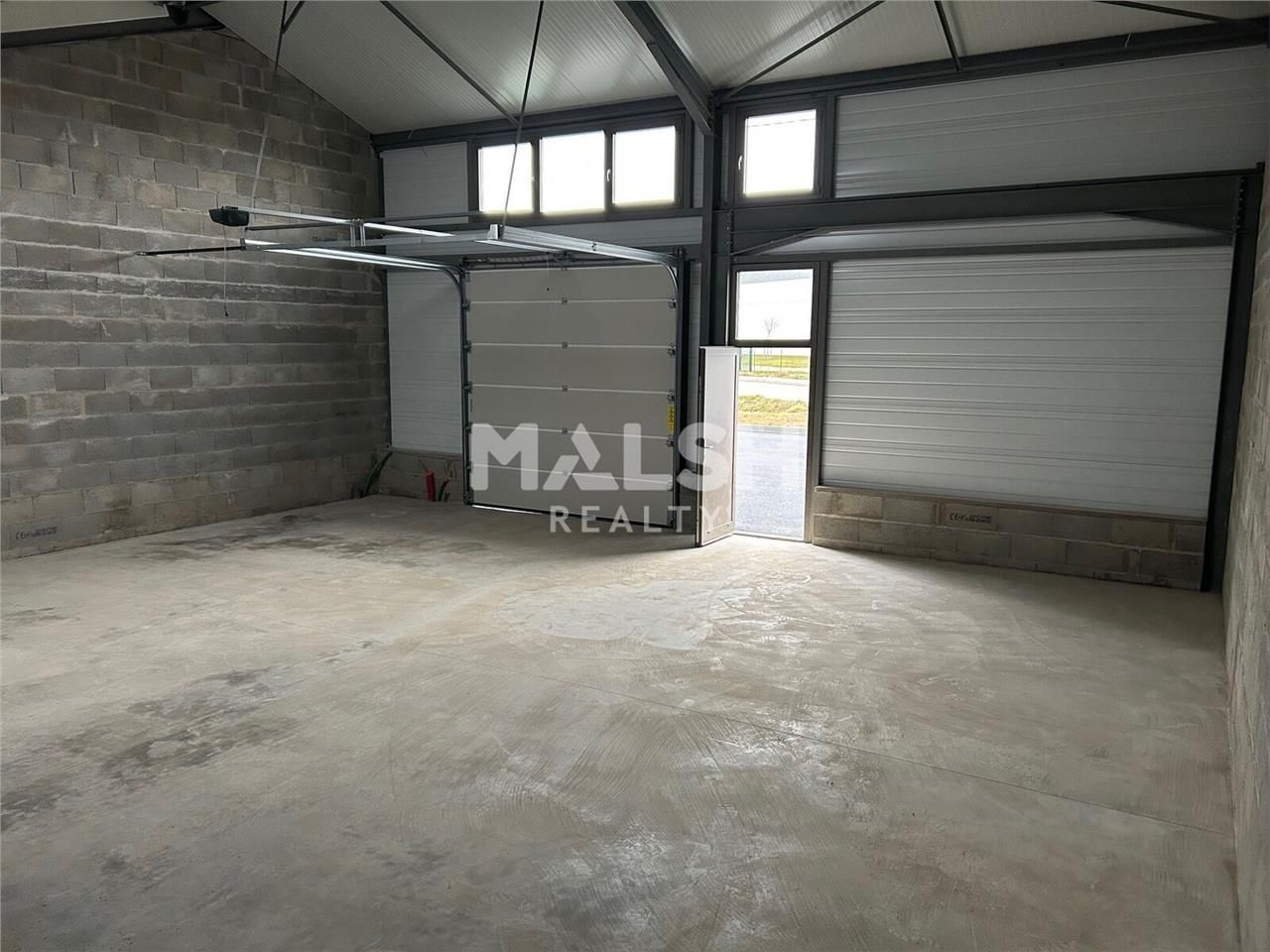 Au sein du Technoparc Saône Vallée à Civrieux, no