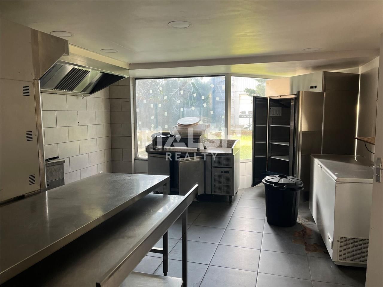 Nous vous proposons à la location ou à la vente,