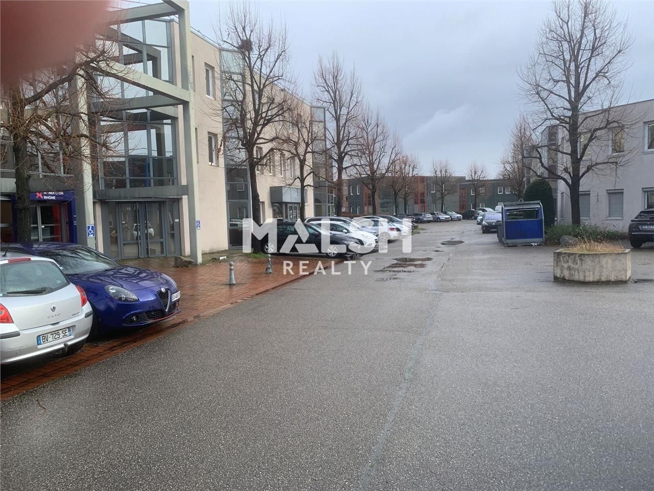 Nous vous proposons à la location des bureaux de 