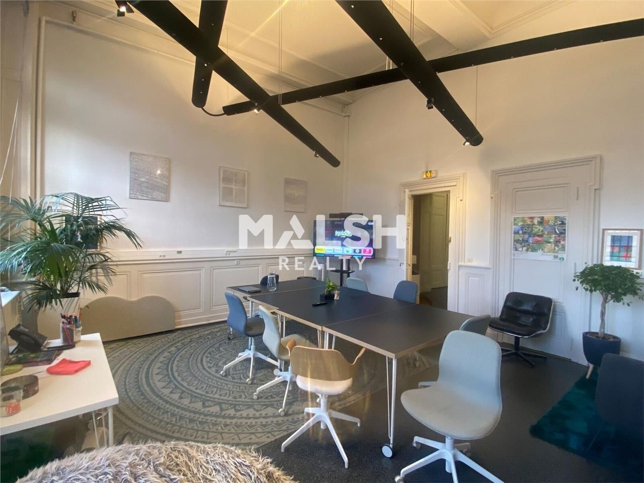 Nous vous proposons à la location une surface de