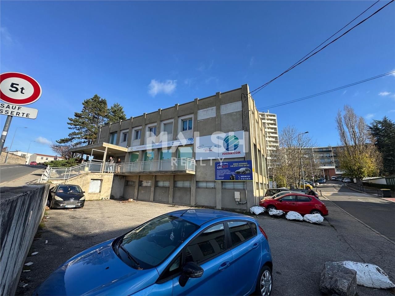 Nous vous proposons à la vente un immeuble de rap