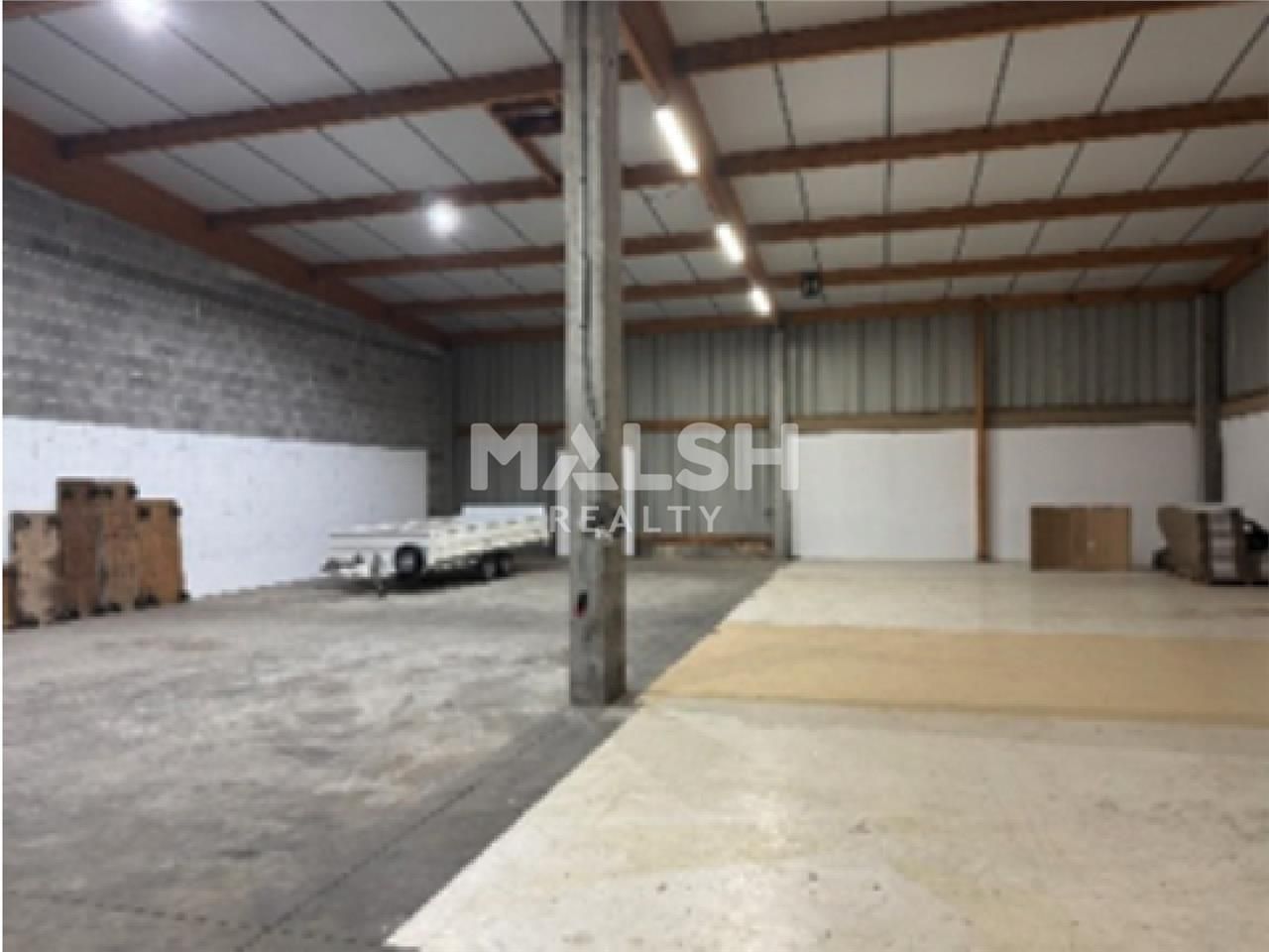 Sur un site clos à Sonnay, nous vous proposons à 