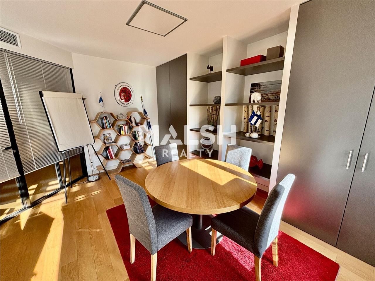 Nous vous proposons de beaux bureaux lumineux et