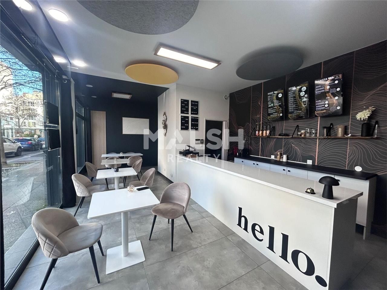 Nous vous proposons à la cession un local commerc