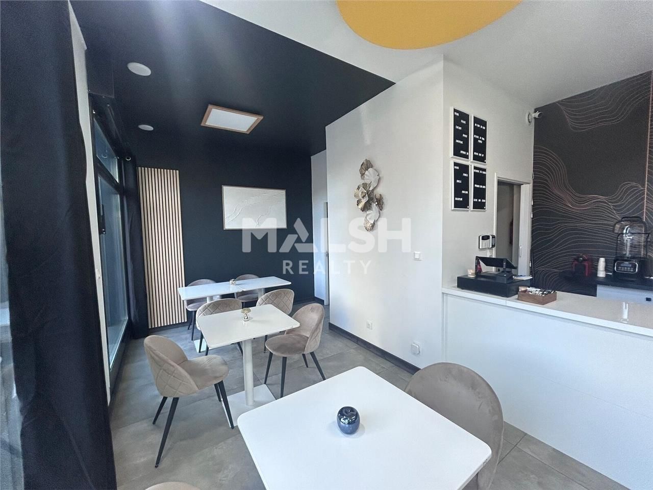 Nous vous proposons à la cession un local commerc