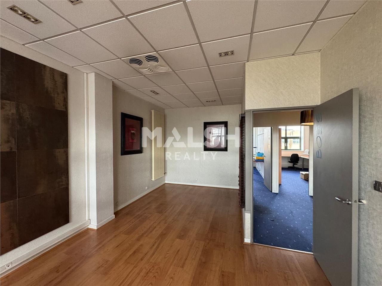 Nous vous proposons à la vente une surface de bur