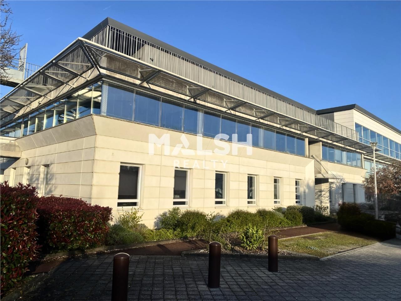 Nous vous proposons à la location  au sein du Par