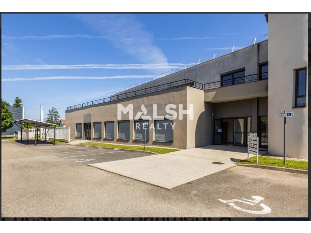 Nous vous proposons à la location une surface de 