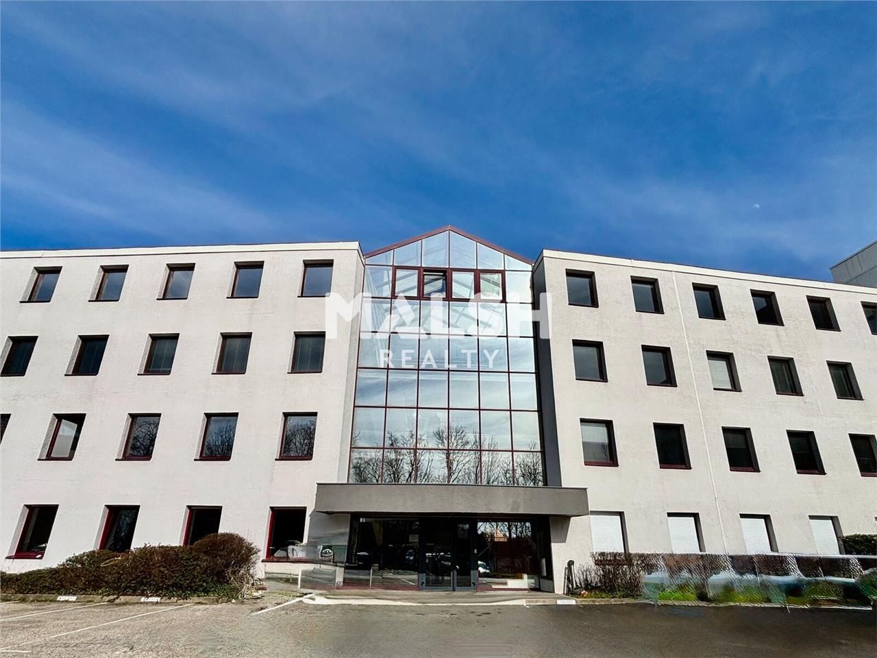 Nous vous proposons des bureaux à vendre de 136 m