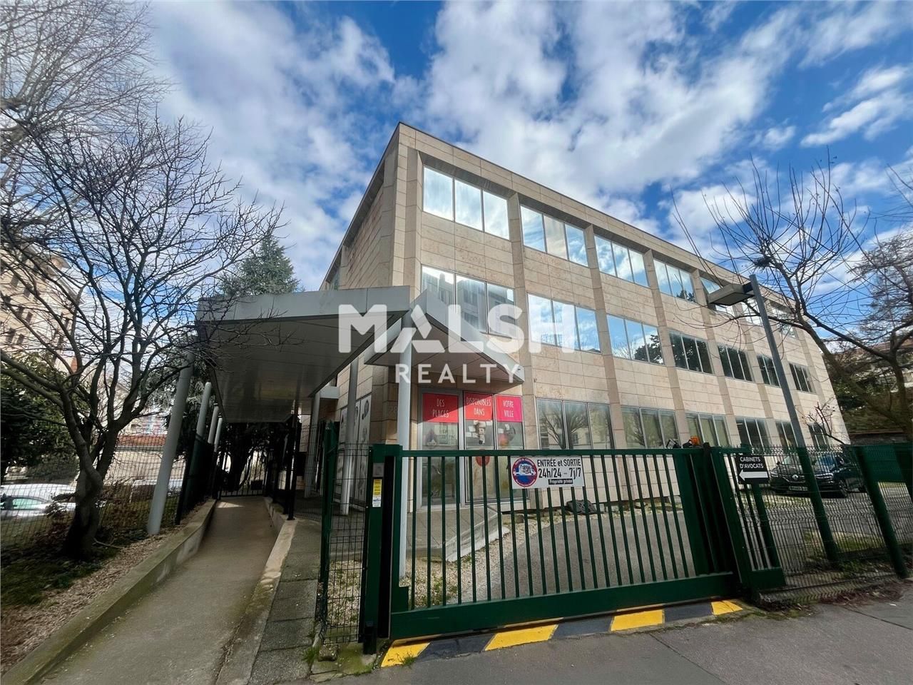 Nous vous proposons des bureaux à la location sou