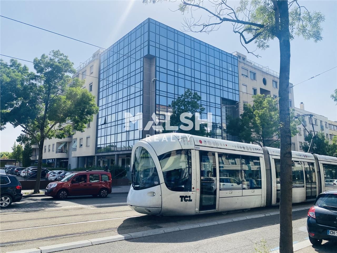 Nous vous proposons à la location des bureaux sit