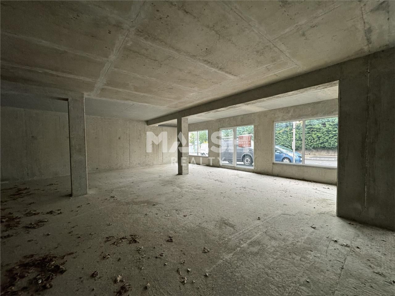 Nous vous proposons à la location une surface à u