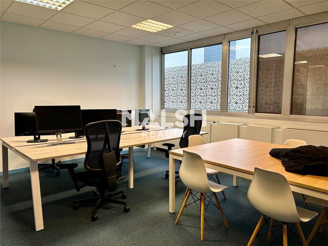 Nous vous proposons à la location des bureaux de 