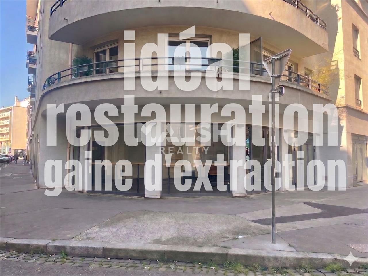 Nous vous proposons à la location un local commer