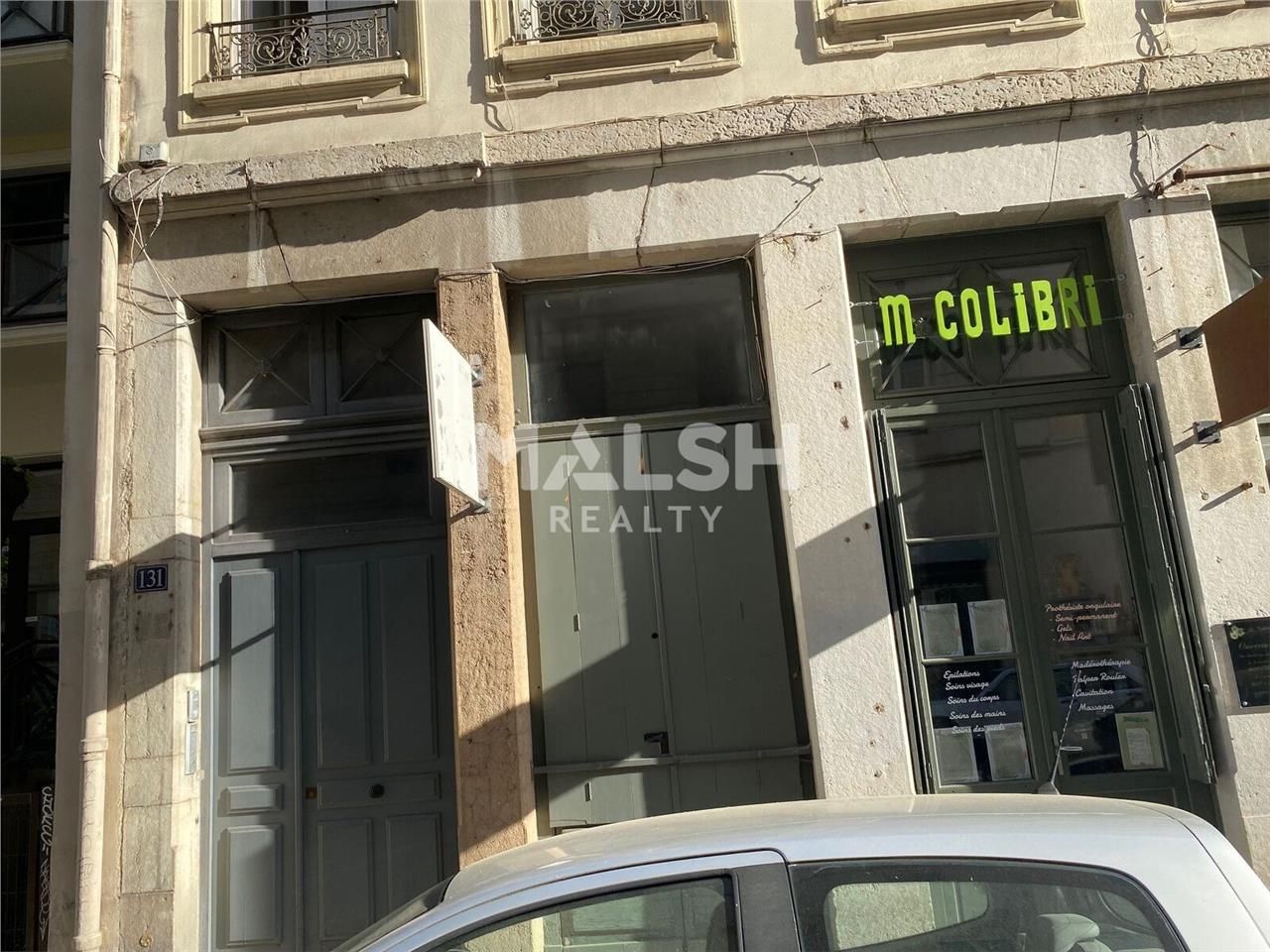 Nous vous proposons à la location un local commer