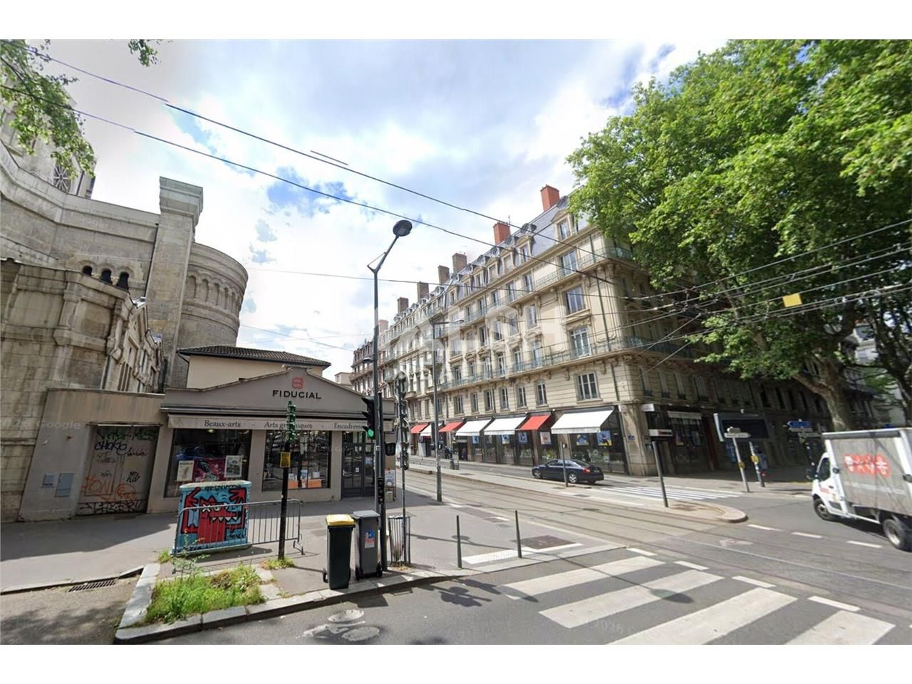 Nous vous proposons la cession d'un local commerc