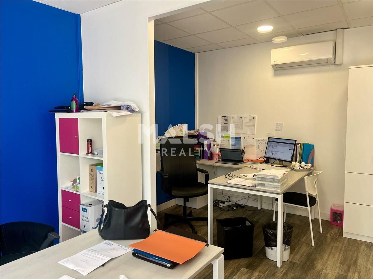 Nous vous proposons à la location un local commer