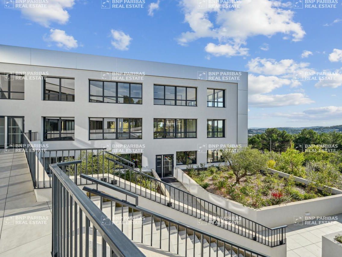 1416.5 m² pour ce bureaux en location à Valbonne
