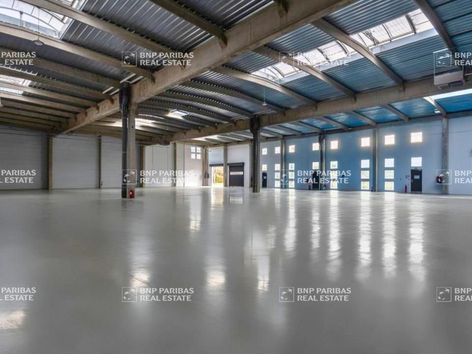 Vente Entrepôts classe A 4692 m² divisibles 77183 Croissy-beaubourg