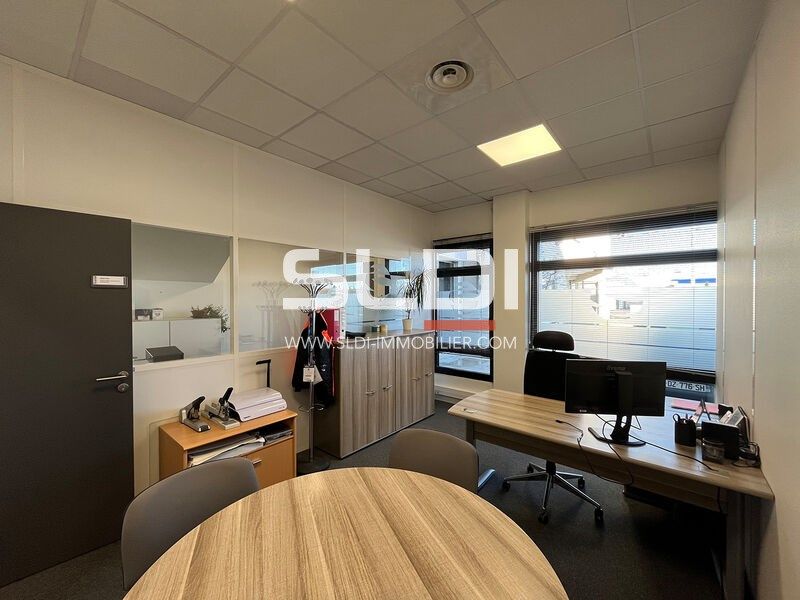 Nous vous proposons plusieurs lots de locaux d'ac