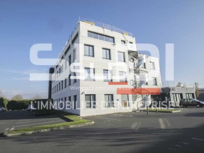 Nous vous proposons une surface de bureaux de 280