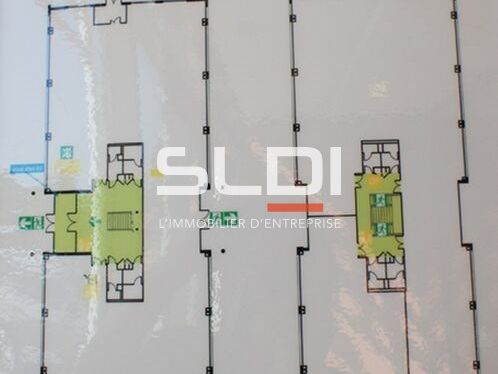 Location bureaux 1216 m² divisibles à partir de 187 m²